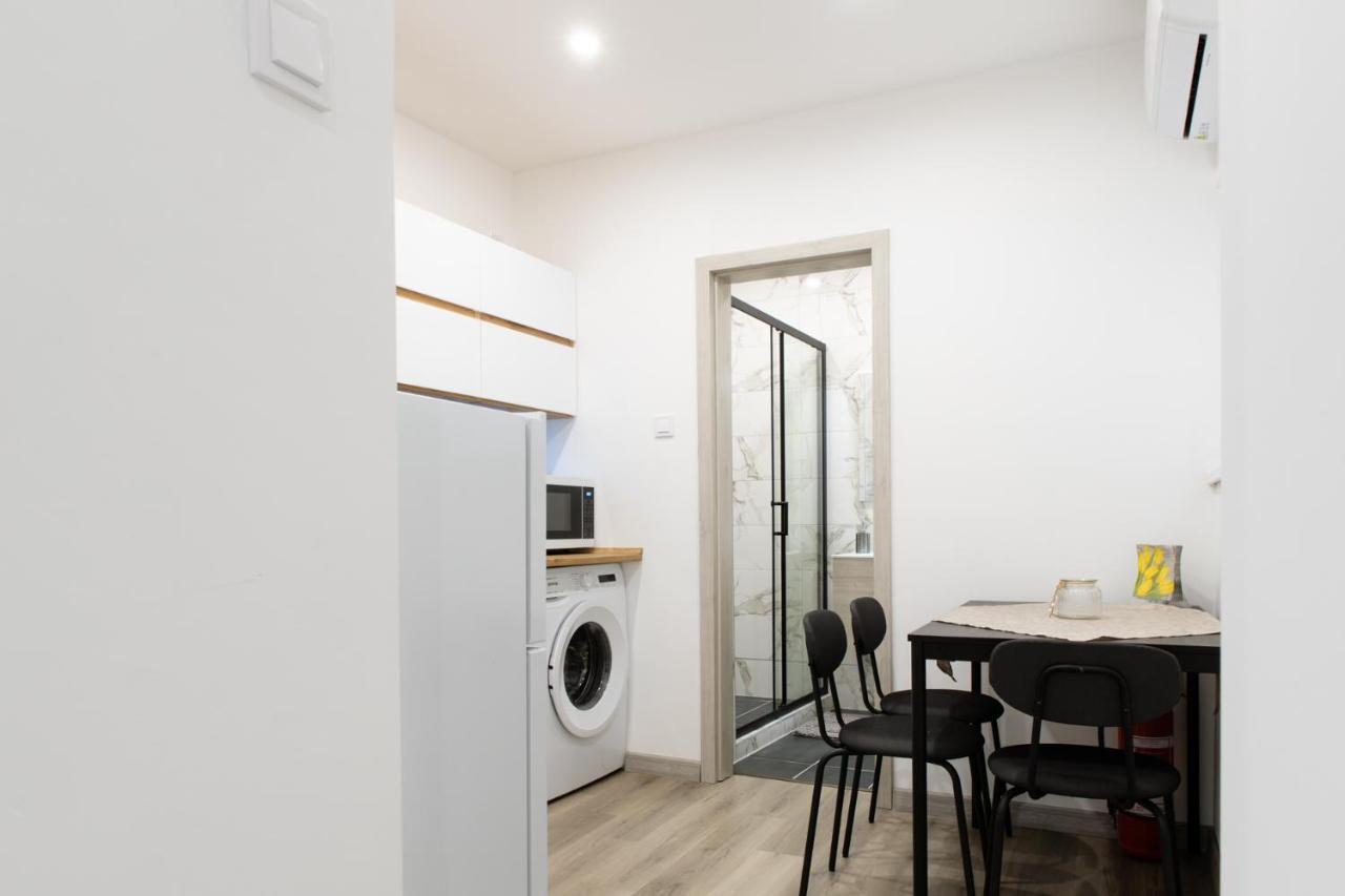 The Central Border Premium Apartment Štúrovo Eksteriør bilde